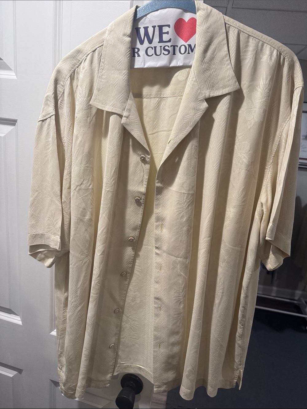 Tommy Bahama Classic Cream Short-Sleeve Button-Up Shirt 100% silk